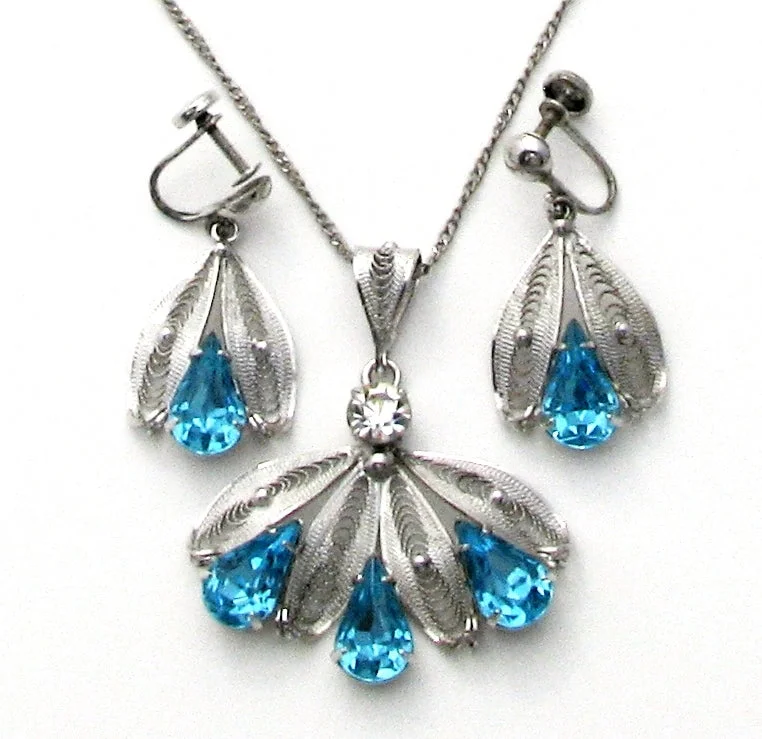 Ladies rings office styles-Blue Rhinestone Lavalier Silver Necklace Set