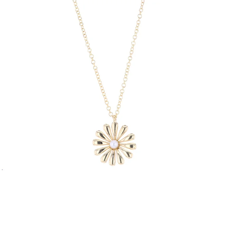 Ladies rings size options-Pearl Flower Necklace