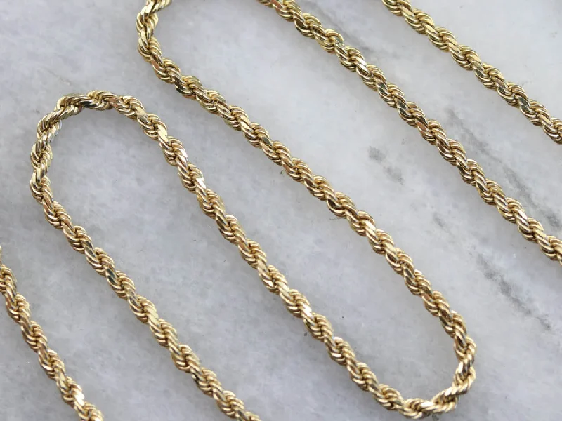 Ladies rings size options-Gold Twisted Rope Chain Necklace