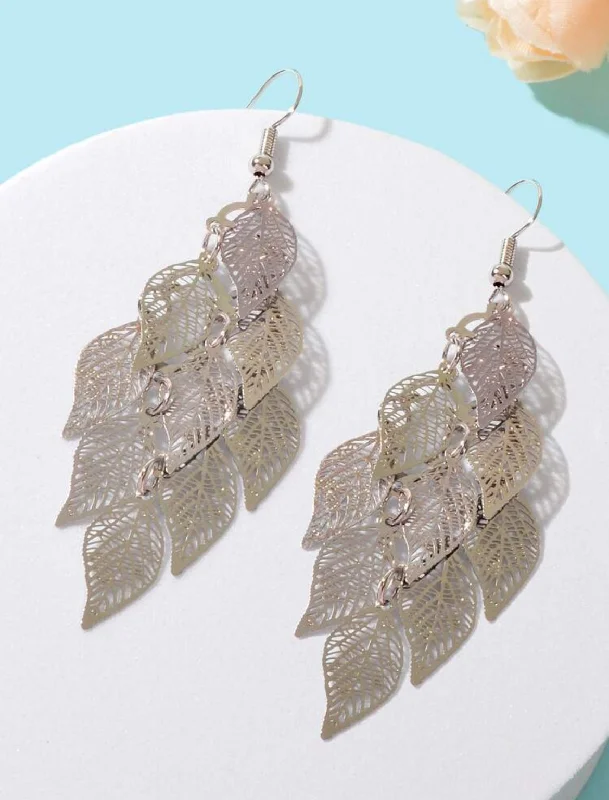 Ladies earrings synthetic jewels-Beautiful Silver Leaf Tassel Earrings