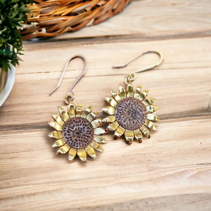 Ladies earrings standout pieces-Beautiful Yellow Sunflower Earrings