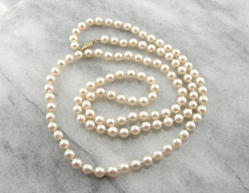 Ladies rings minimalist looks-Long Strands: Pink Pearl Necklace