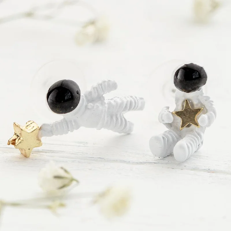 Ladies earrings buying guide-Space Astronaut Earrings