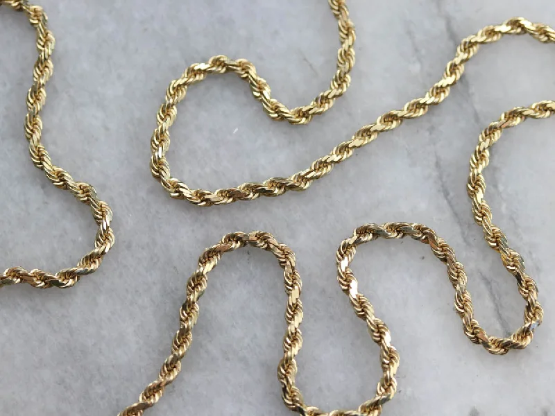 Ladies rings minimalist looks-Gold Twisted Rope Chain Necklace