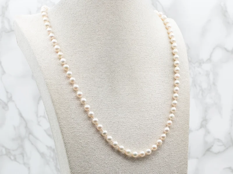 Ladies rings girlfriend surprises-Long Beaded Pearl Necklace