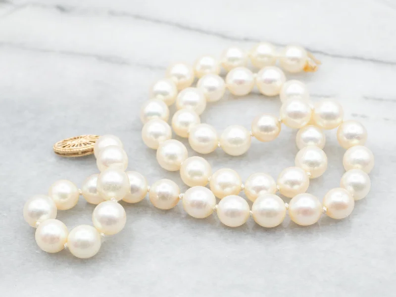 Ladies rings one-of-a-kind-Yellow Gold Pearl Necklace