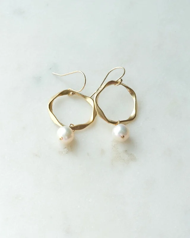 Ladies earrings office elegance-Pearl Round Earrings