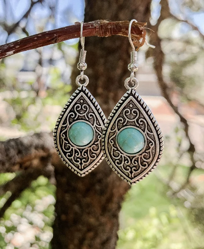 Ladies earrings hoop designs-Beautiful Silver with Turquoise Stone Earrings