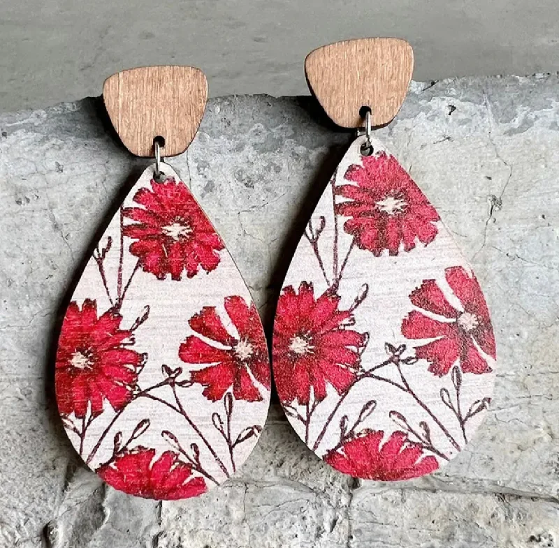 Ladies earrings sister sets-Beautiful Wooden Christmas Flower Earrings