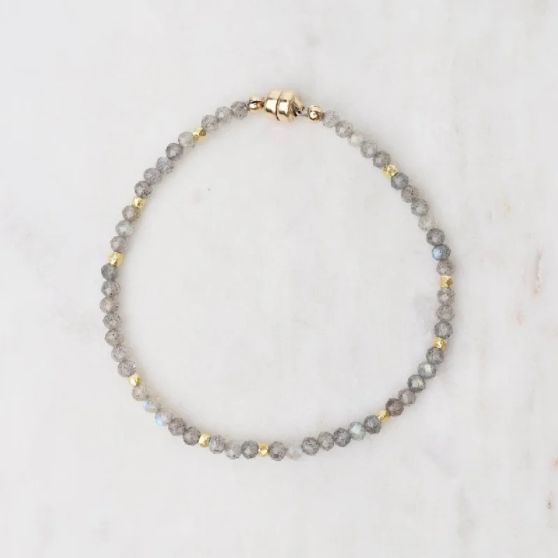 Ladies bracelets engagement gifts-Single Strand Labradorite Magnetic Bracelet